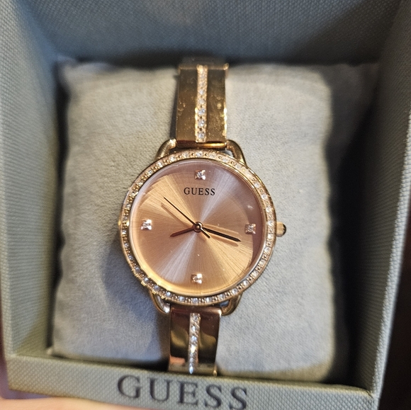 Guess watch - Picture 2 of 3